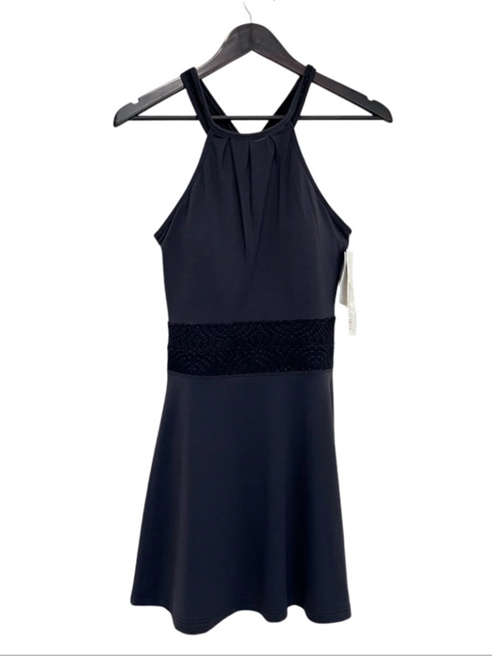 NWT Tonic Sierra Dress - Made in Canada 🇨🇦 - Size M